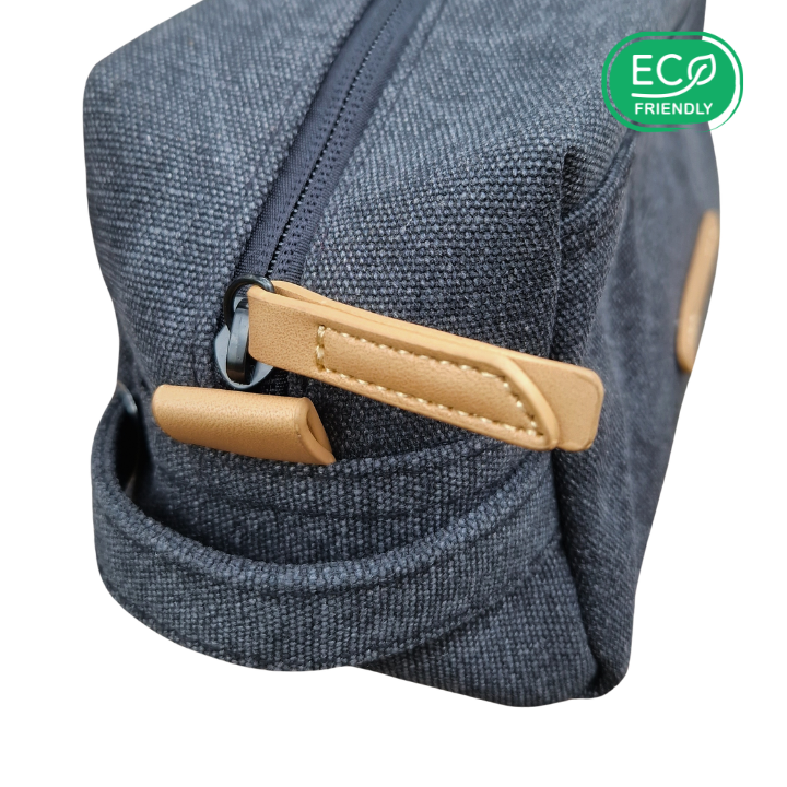 Trousse de toilette de voyage Tasmania en toile recyclée - 3 couleurs
