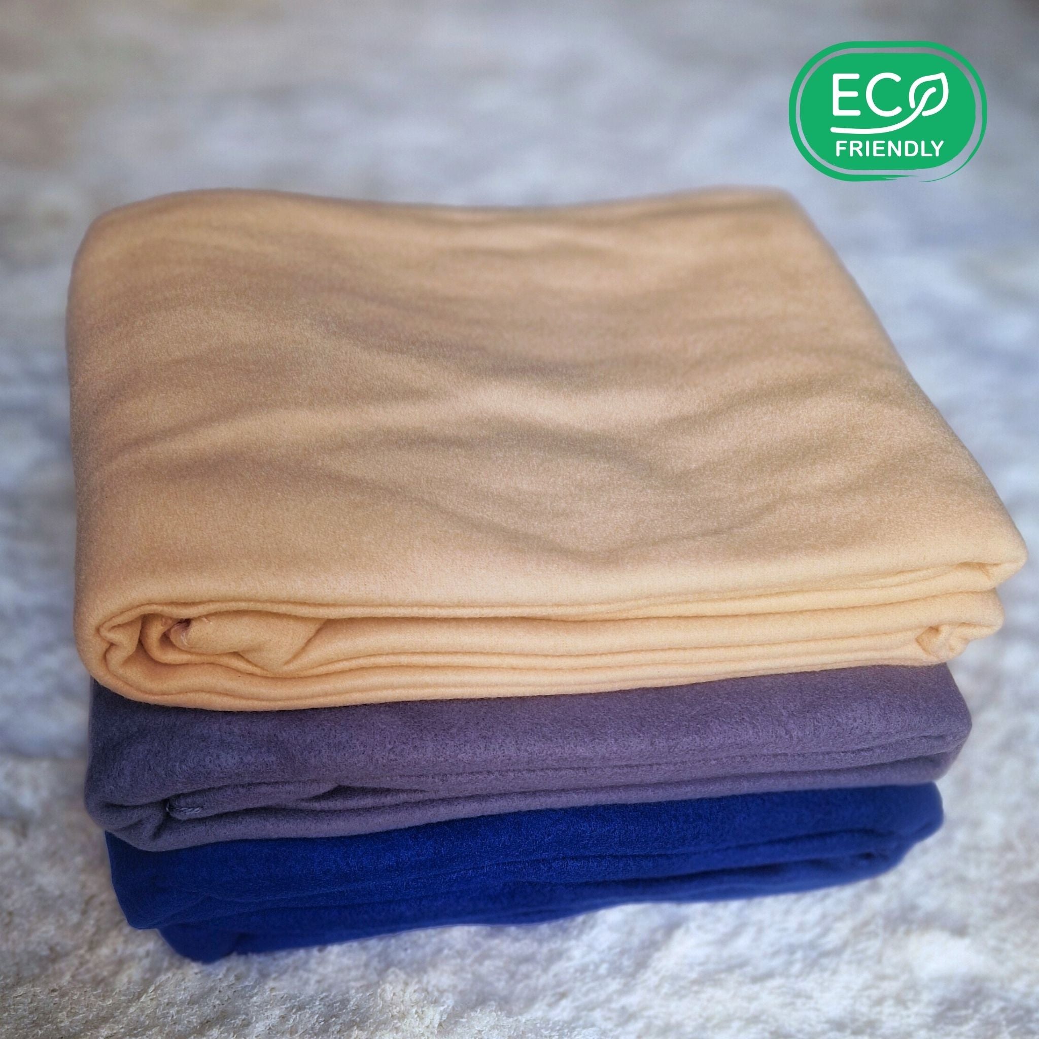 Couvertures de voyage Everest écologique en plastique recyclé