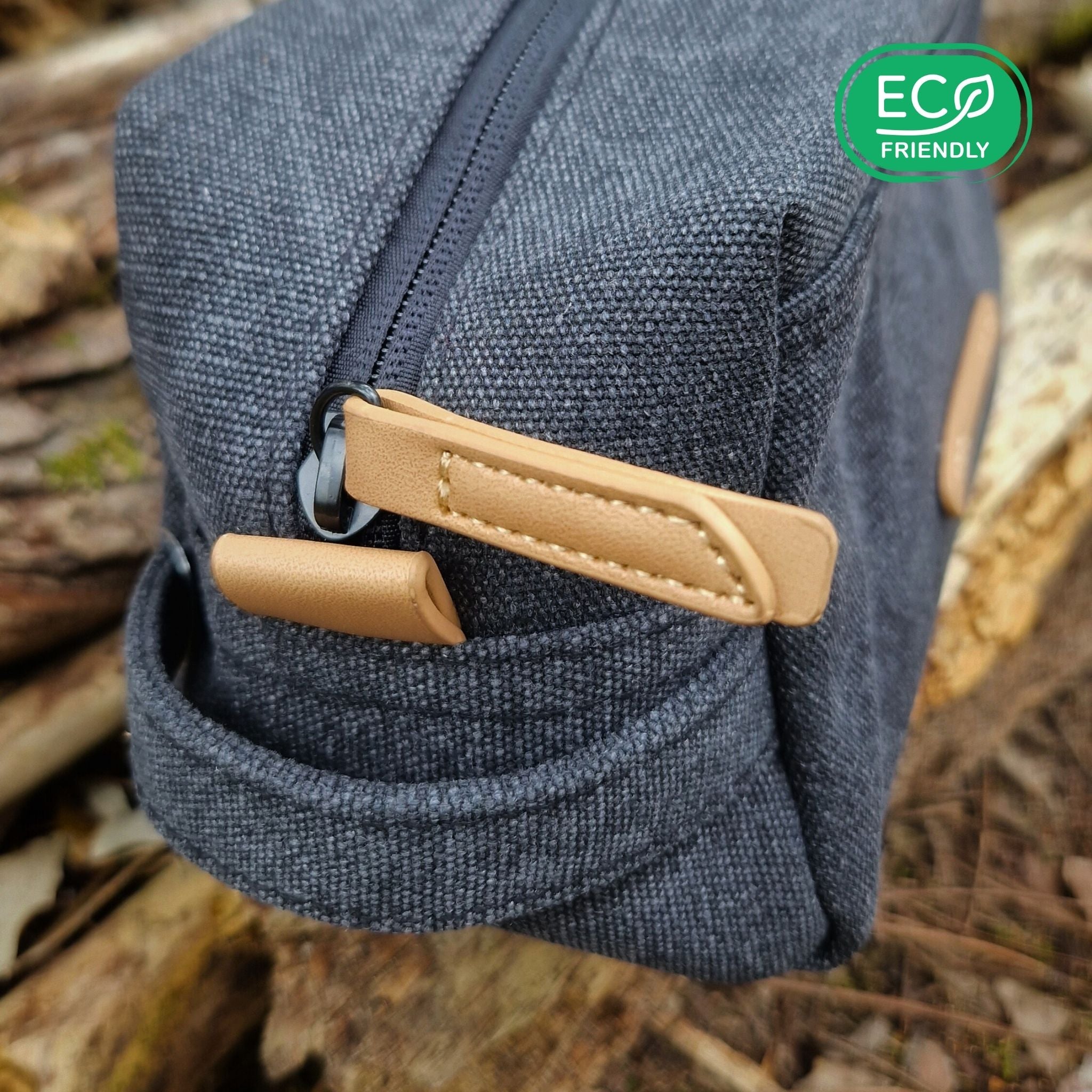 Trousse de toilette de voyage Tasmania en toile recyclée - 3 couleurs